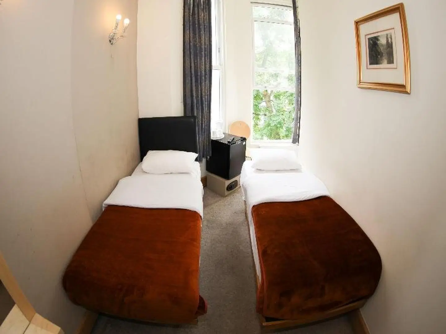 Holland Inn ROOM_EXAMPLE