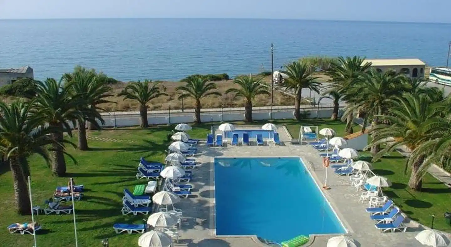 Golden Sands Hotel Pool