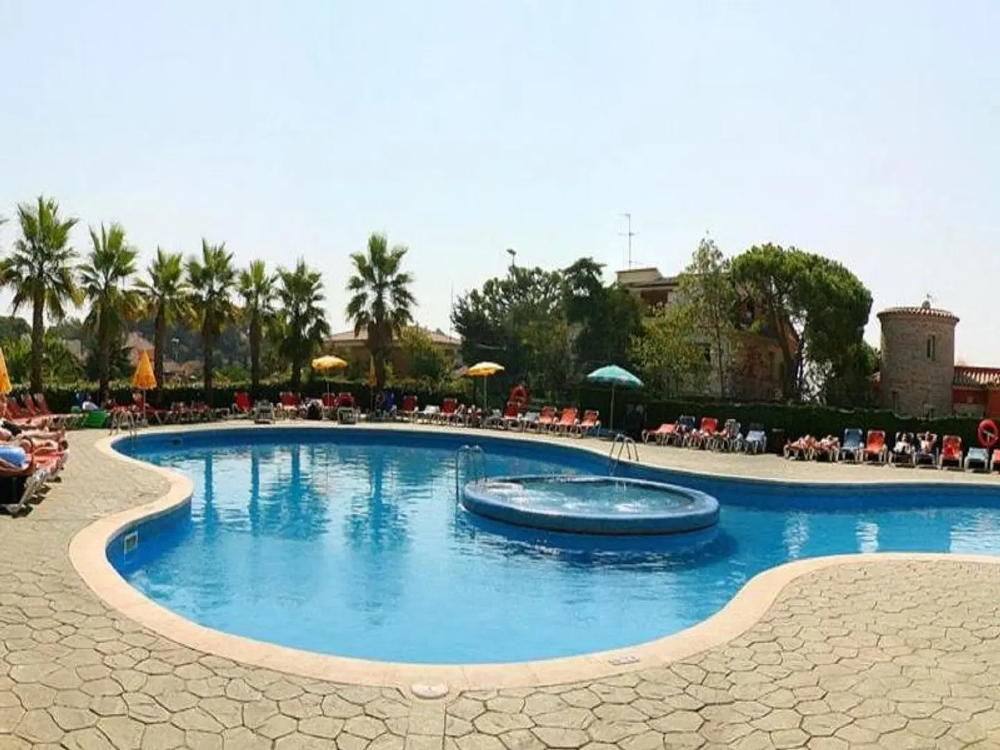 AR Bolero OUTDOOR_POOL