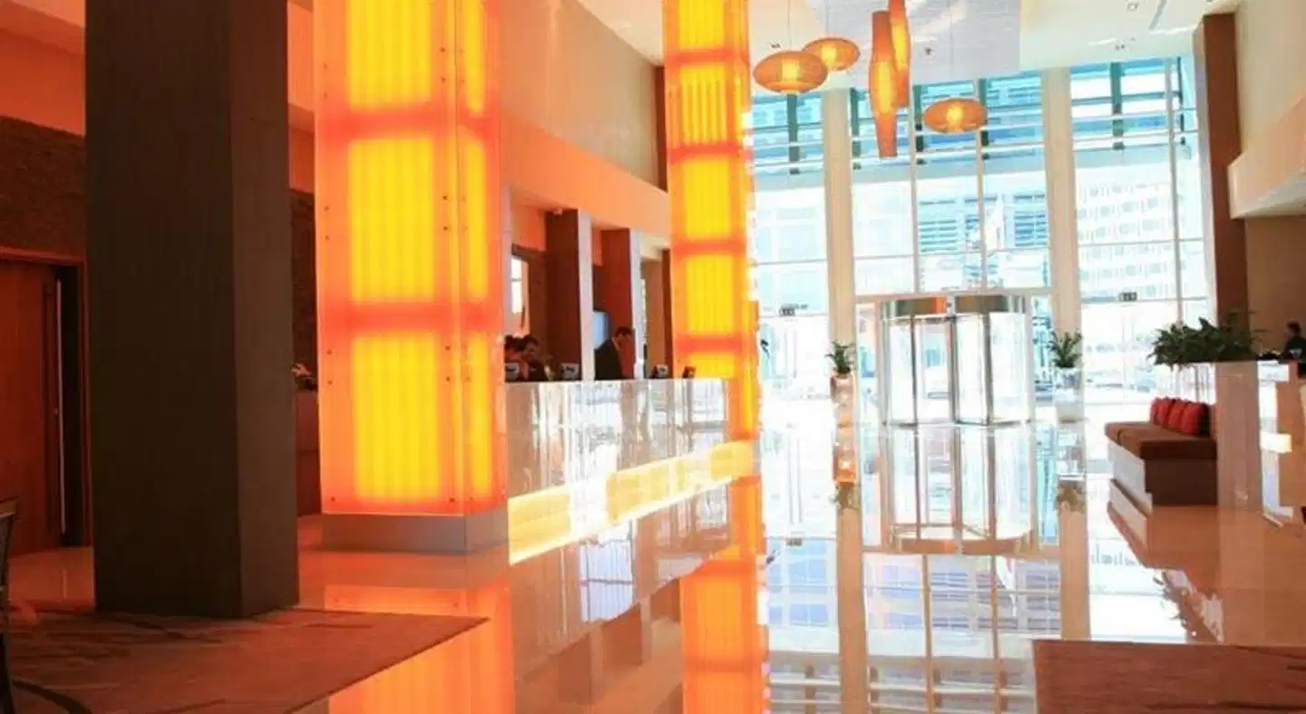 Yas Plaza Marina Lobby