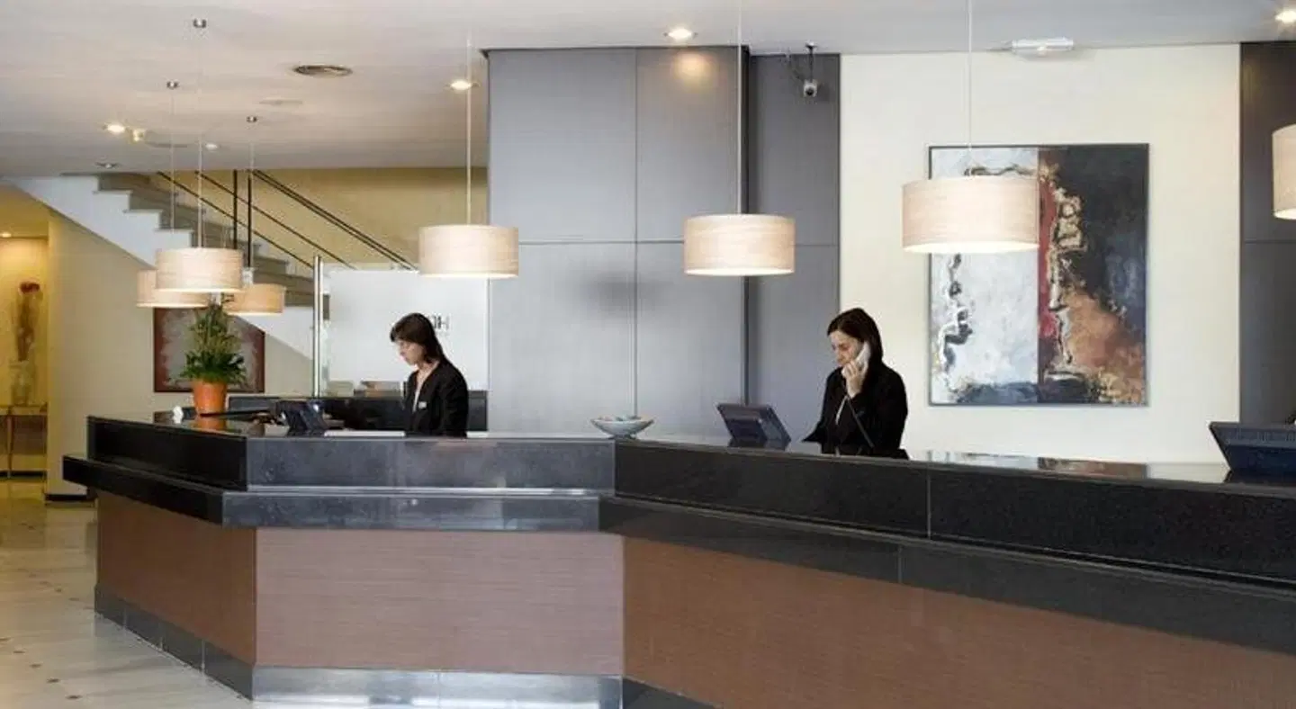 URH Ciutat de Mataró LOUNGE_LOBBY