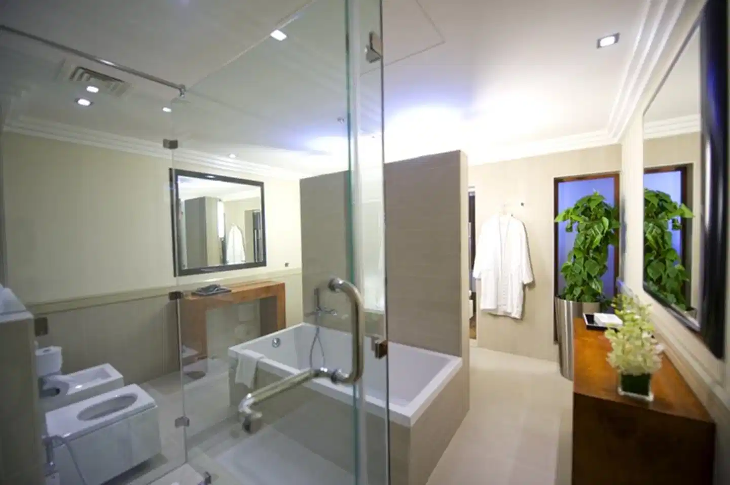 Millennium Airport Hotel Dubai Wohnbeispiel