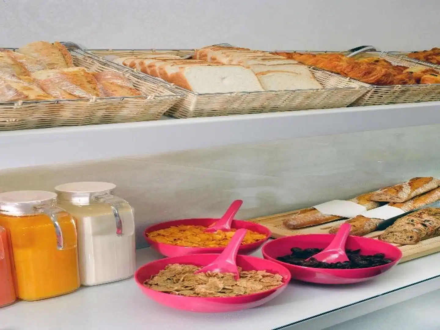 Emeraude Plaza Etoile Restaurant