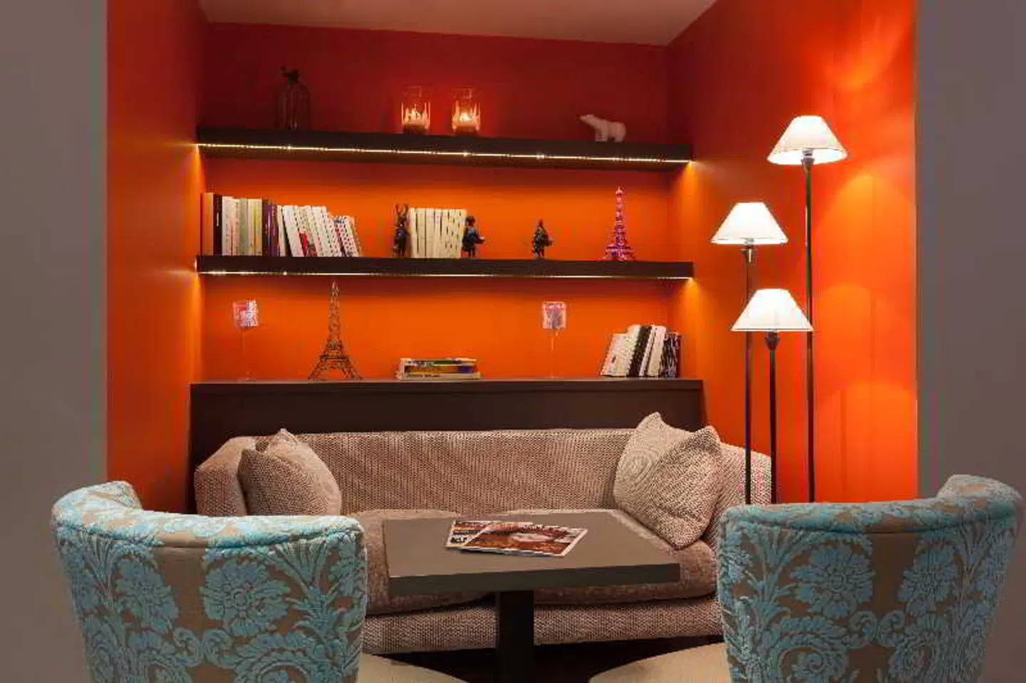 Vic Eiffel LOUNGE_LOBBY