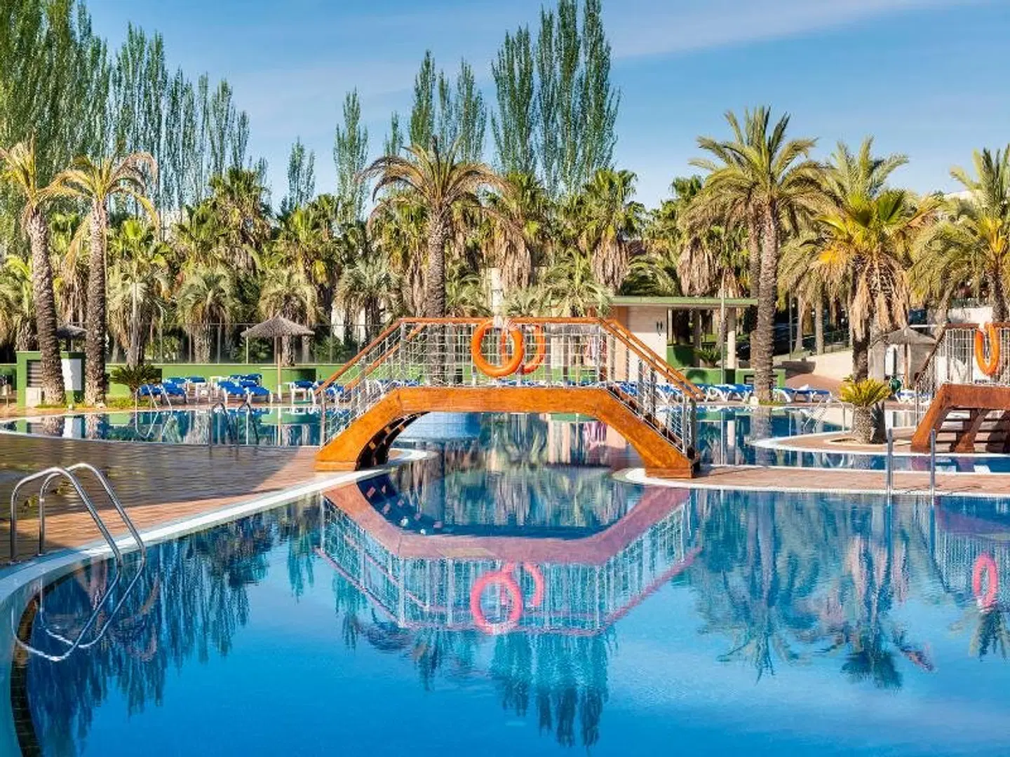 Costa Encantada Resort & Suites OUTDOOR_POOL