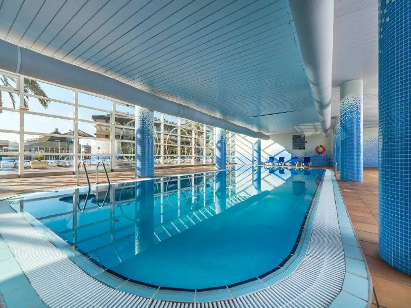 Costa Encantada Resort & Suites OUTDOOR_POOL