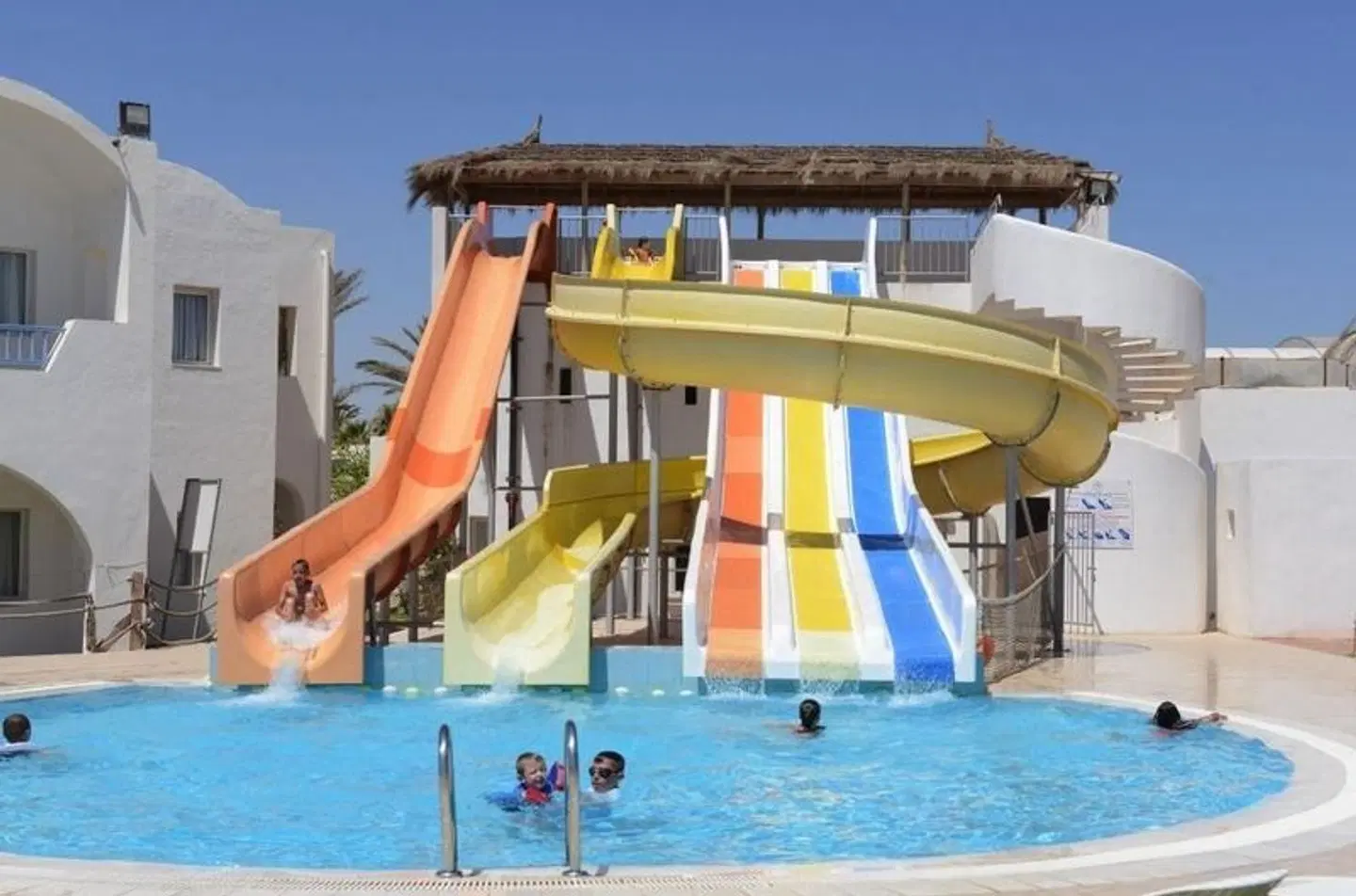 Club Meninx OUTDOOR_POOL