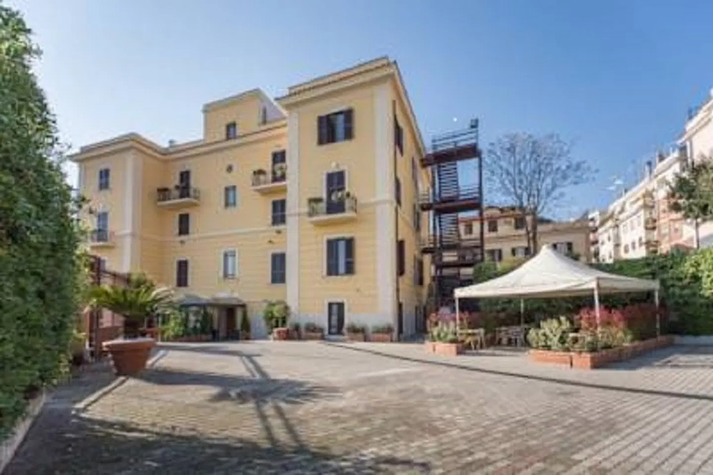 Romoli Hotel EXTERIOR