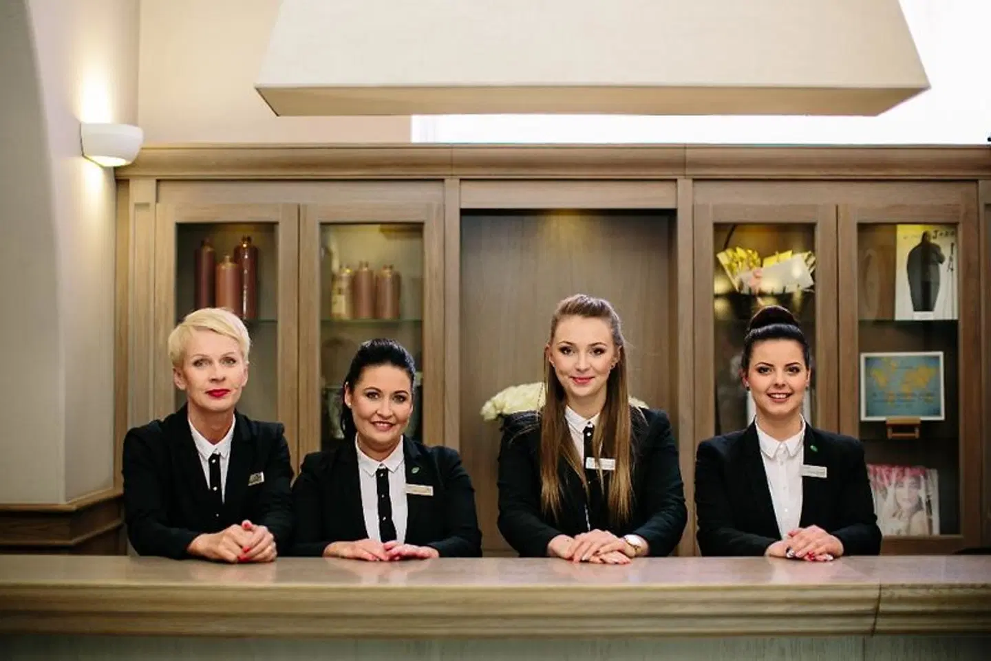 Art Hotel PEOPLE