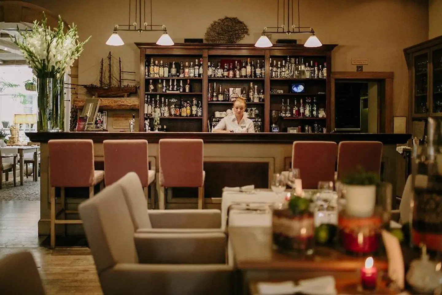 Art Hotel Bar