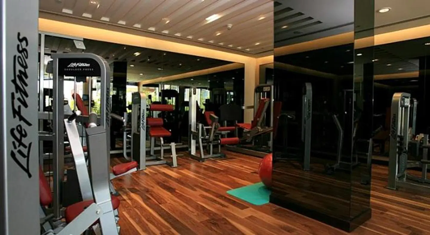 Yas Plaza Circuit SPORTS_AND_LEISURE