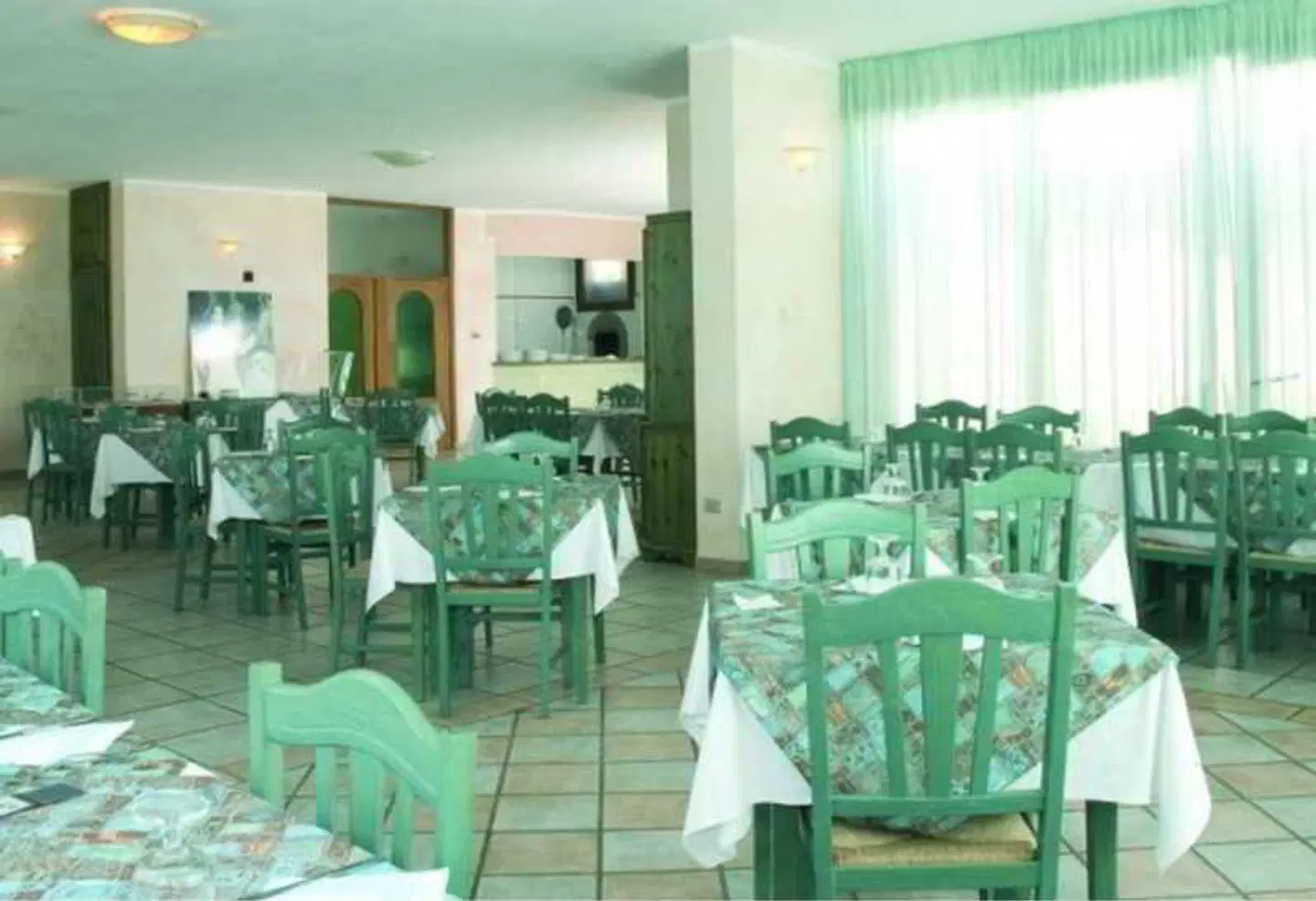 Marina Manna Hotel and Club Village Restaurant