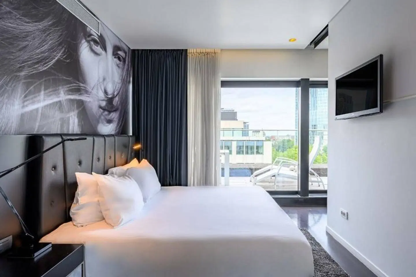 B-aparthotel Regent ROOM_EXAMPLE