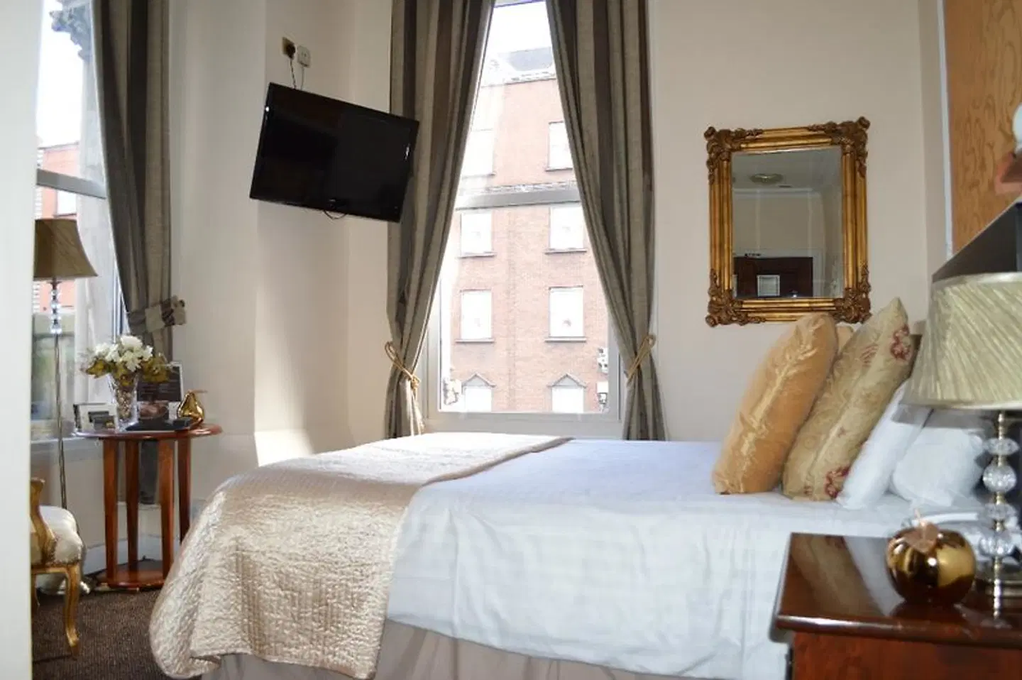Dublin Citi ROOM_EXAMPLE