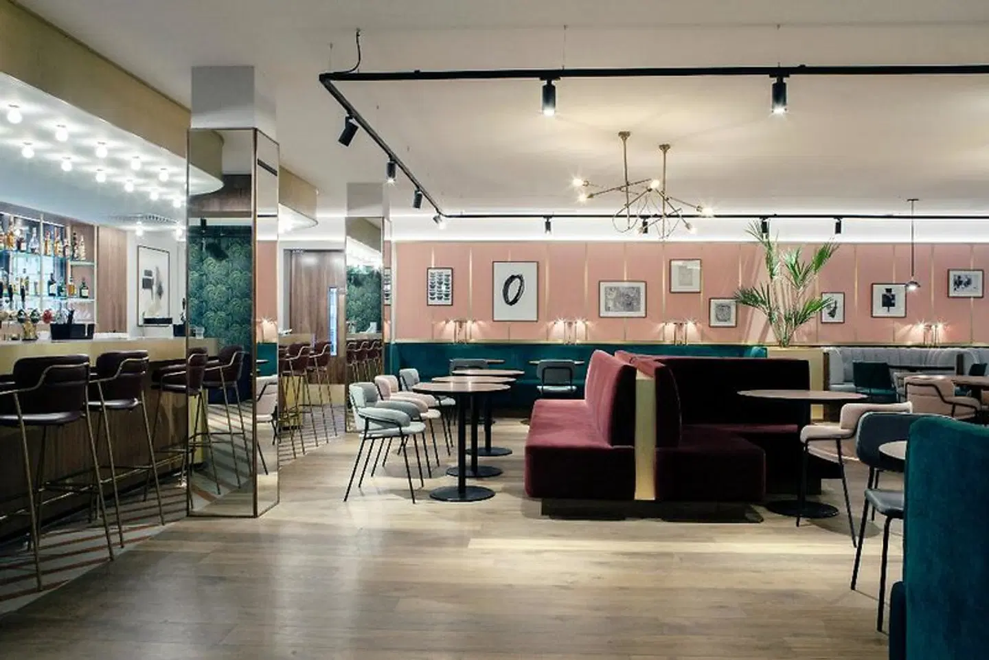 The Alex Hotel Bar
