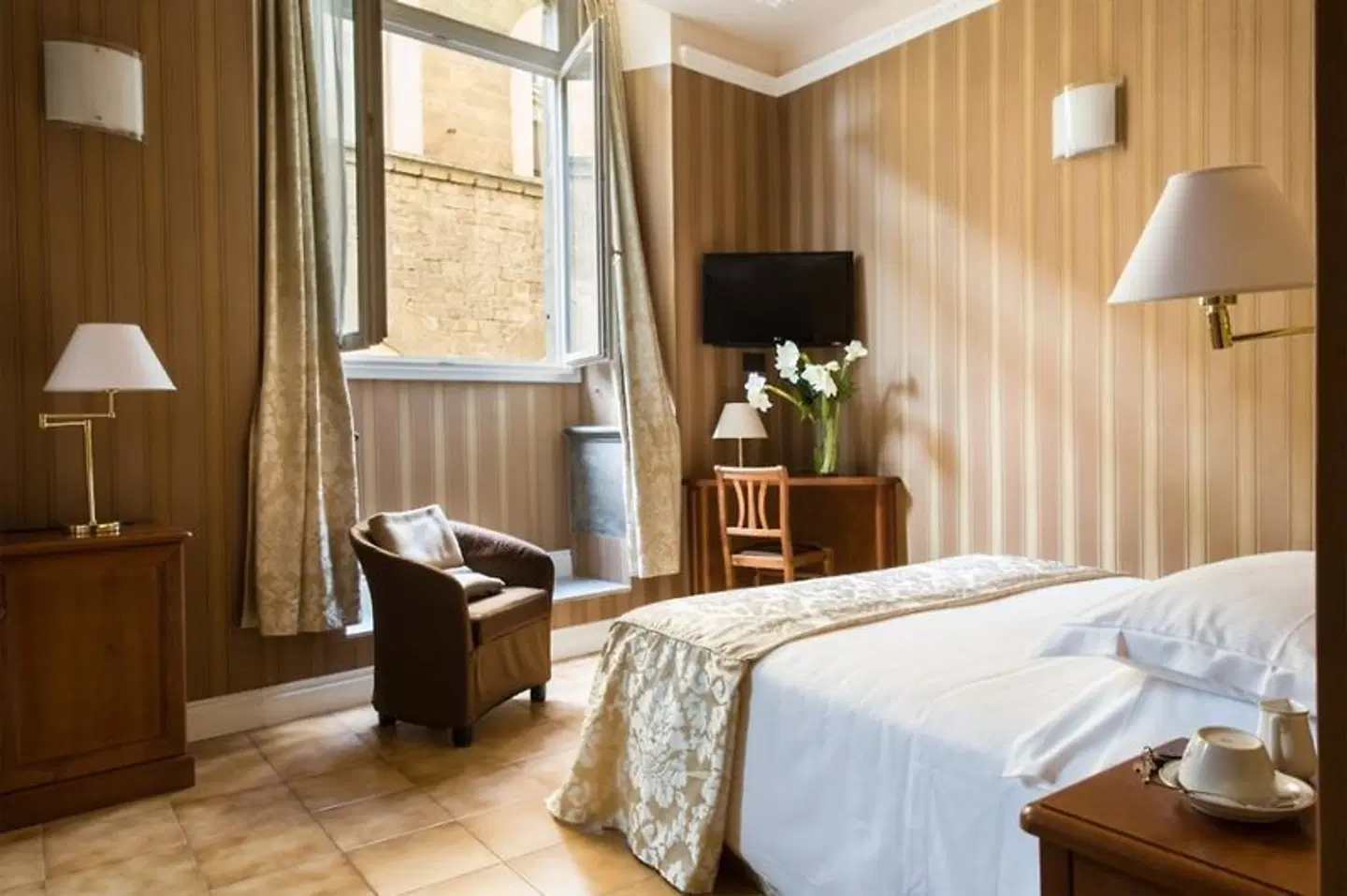 Silla ROOM_EXAMPLE