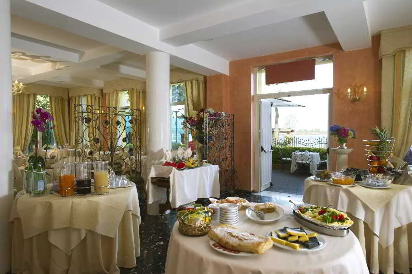 Viktoria Palace Hotel Restaurant
