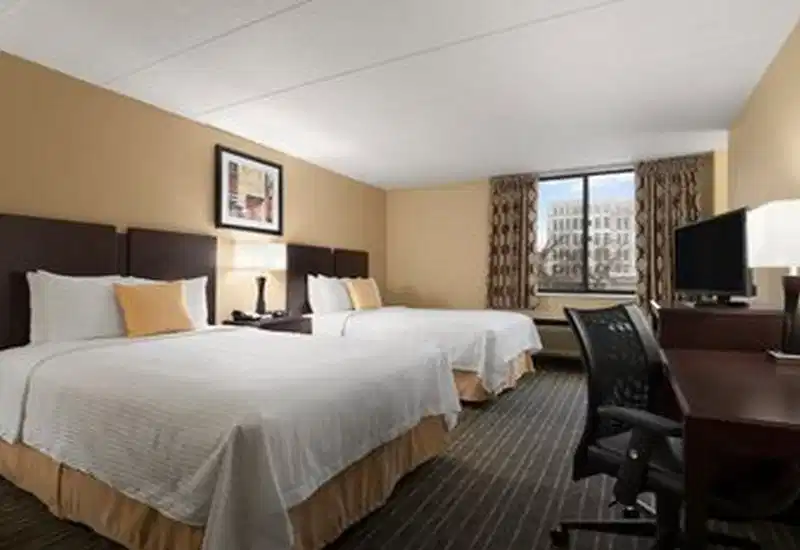 Days Hotel by Wyndham University Ave SE – Hotelfoto