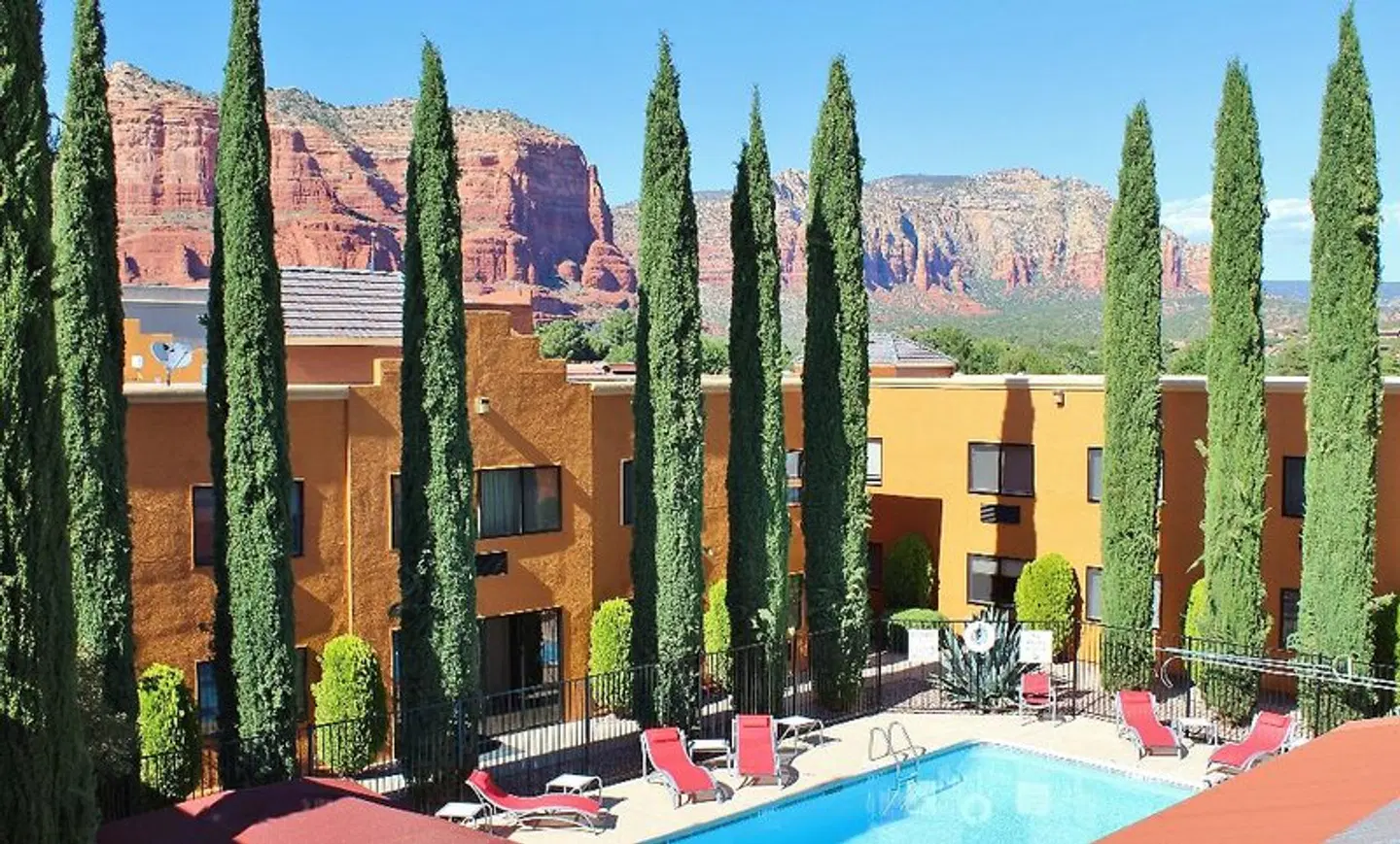 Holiday Inn Express Sedona - Oak Creek EXTERIOR