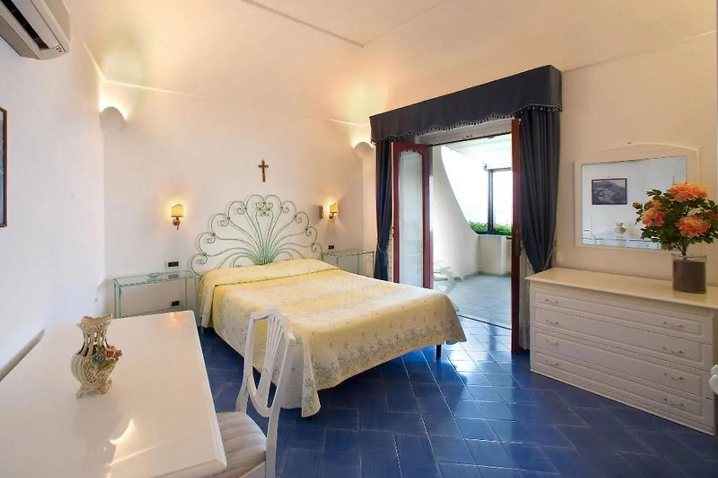 La Caravella Positano ROOM_EXAMPLE