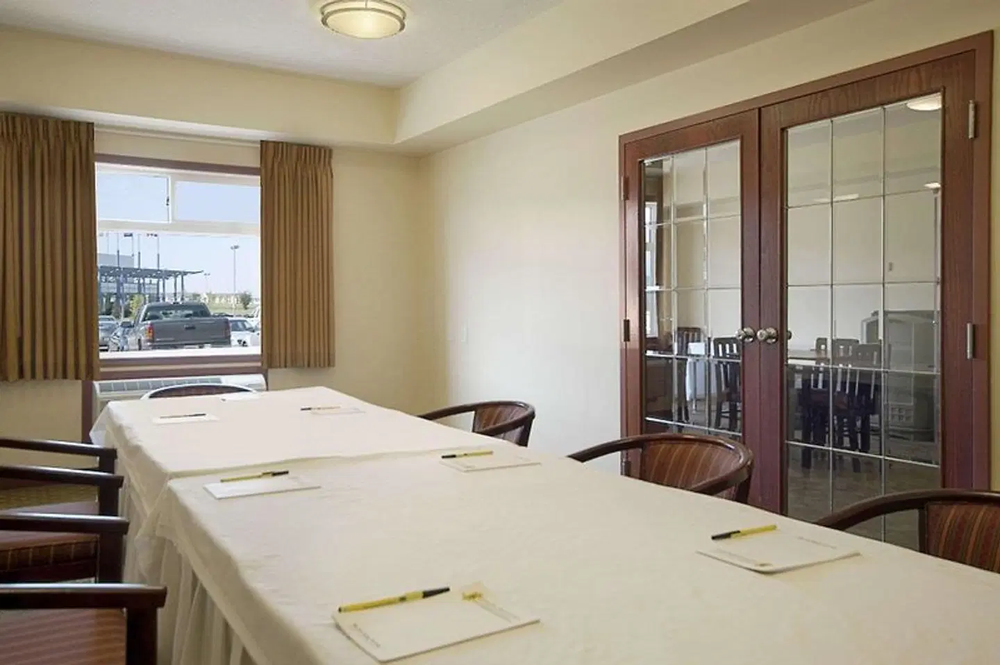 Super 8 by Wyndham Fort Saskatchewan ROOM_EXAMPLE