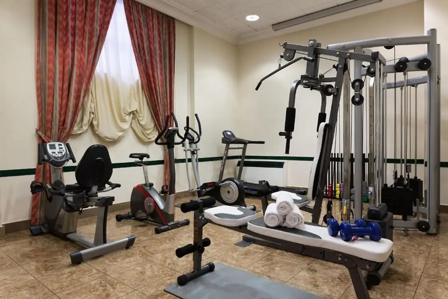 Royal Torino SPORTS_AND_LEISURE