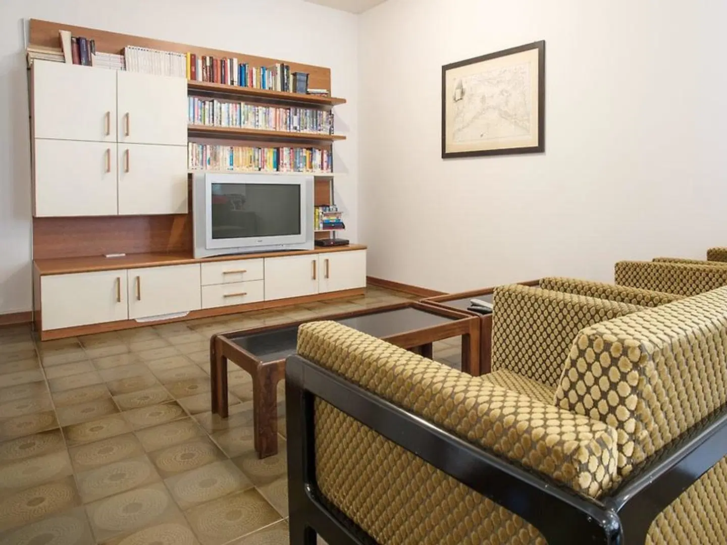 Argentina ROOM_EXAMPLE
