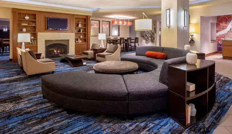 DoubleTree Suites by Hilton Minneapolis – Hotelfoto