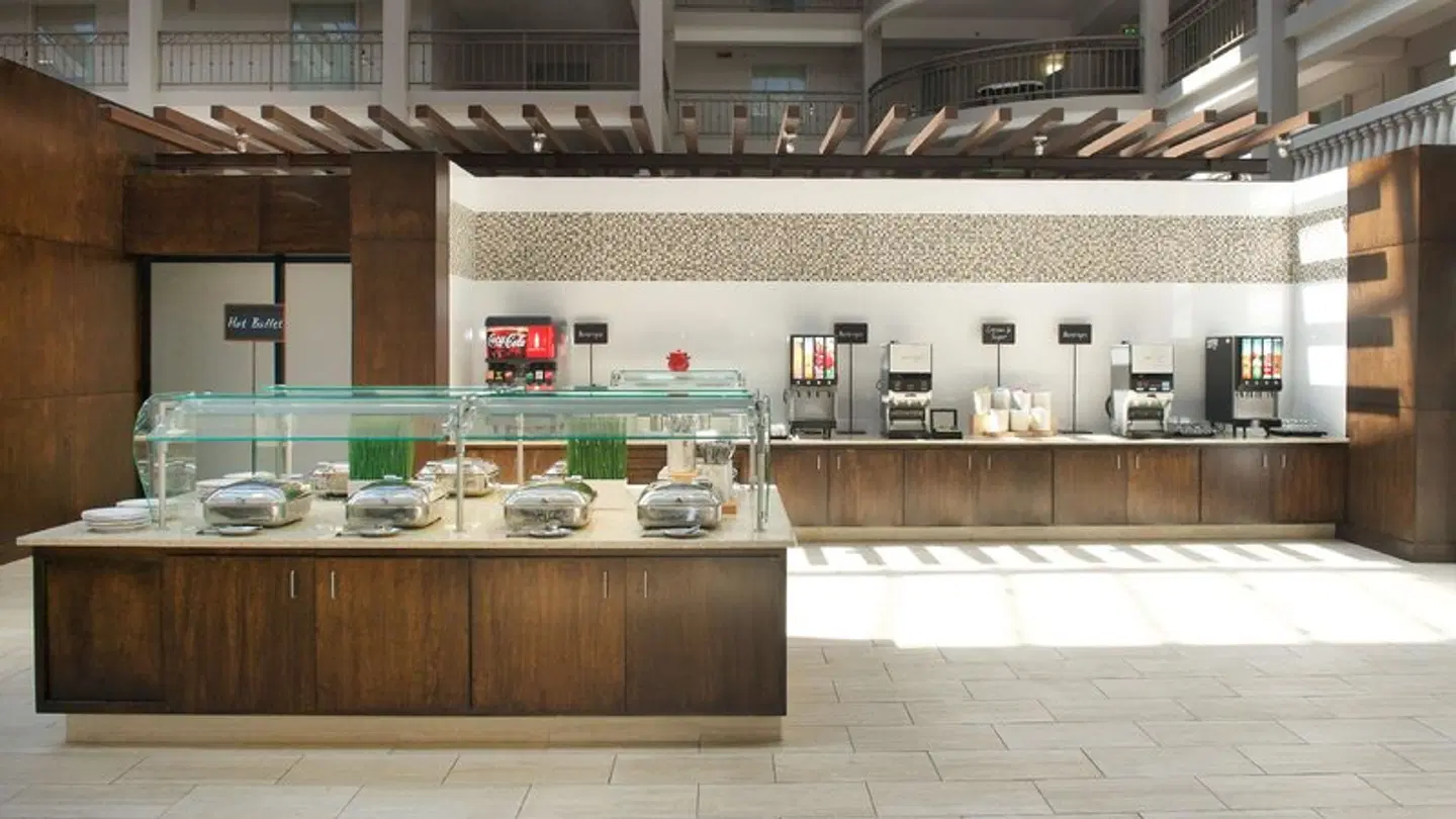 Embassy Suites by Hilton Colorado Springs Restaurant