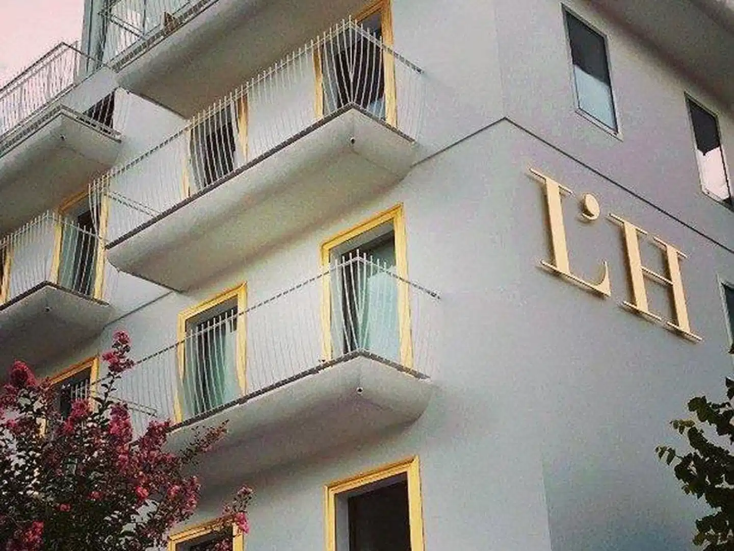 L'H Hotel Aussenansicht