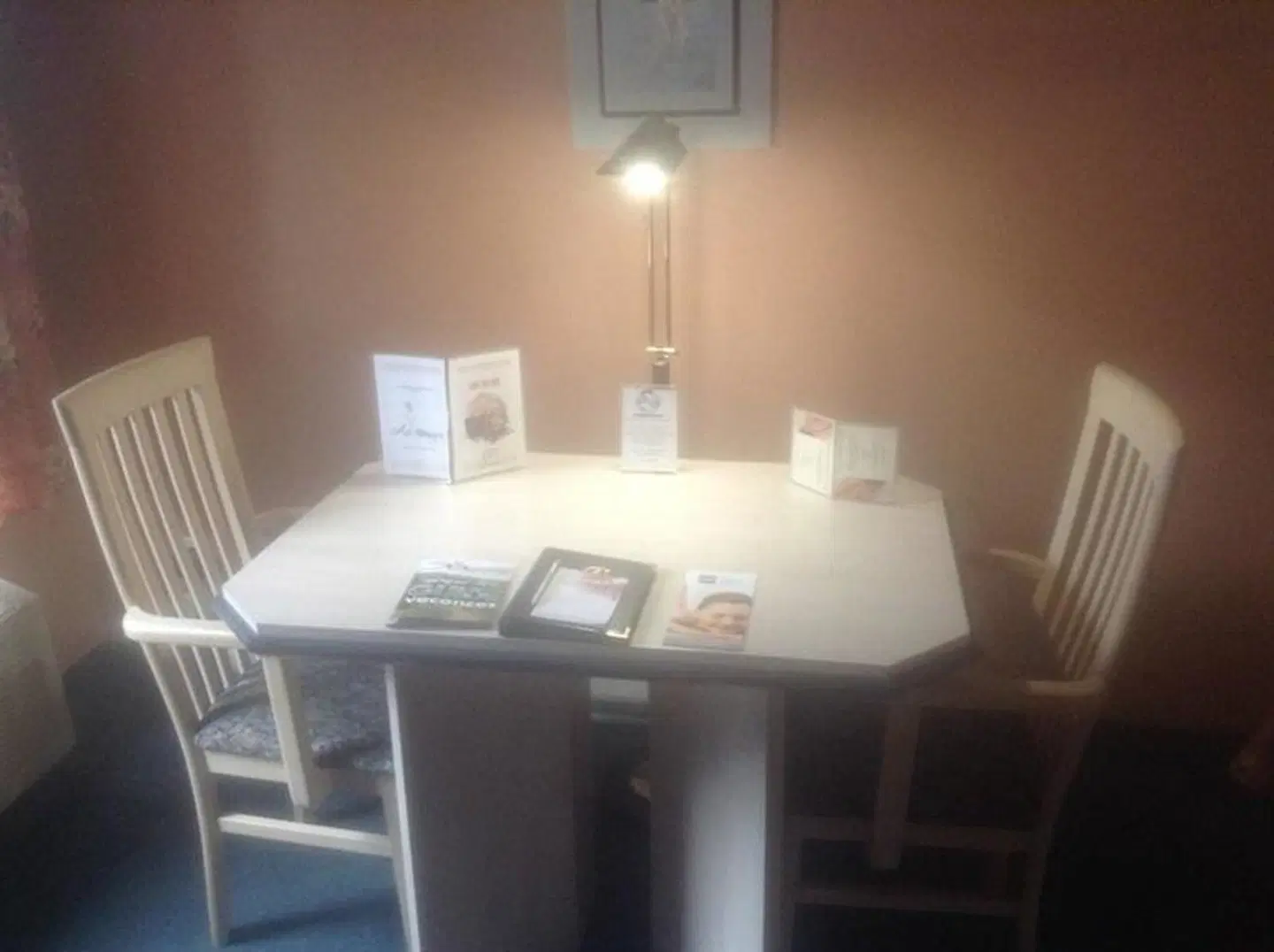 Auberge l'Ambassadeur ROOM_EXAMPLE