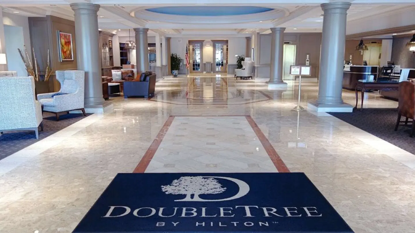 DoubleTree by Hilton, Leominster LOUNGE_LOBBY