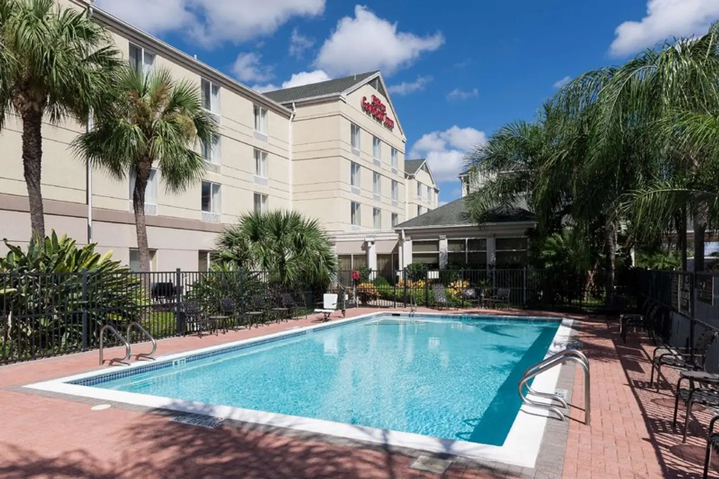 Hilton Garden Inn McAllen OUTDOOR_POOL