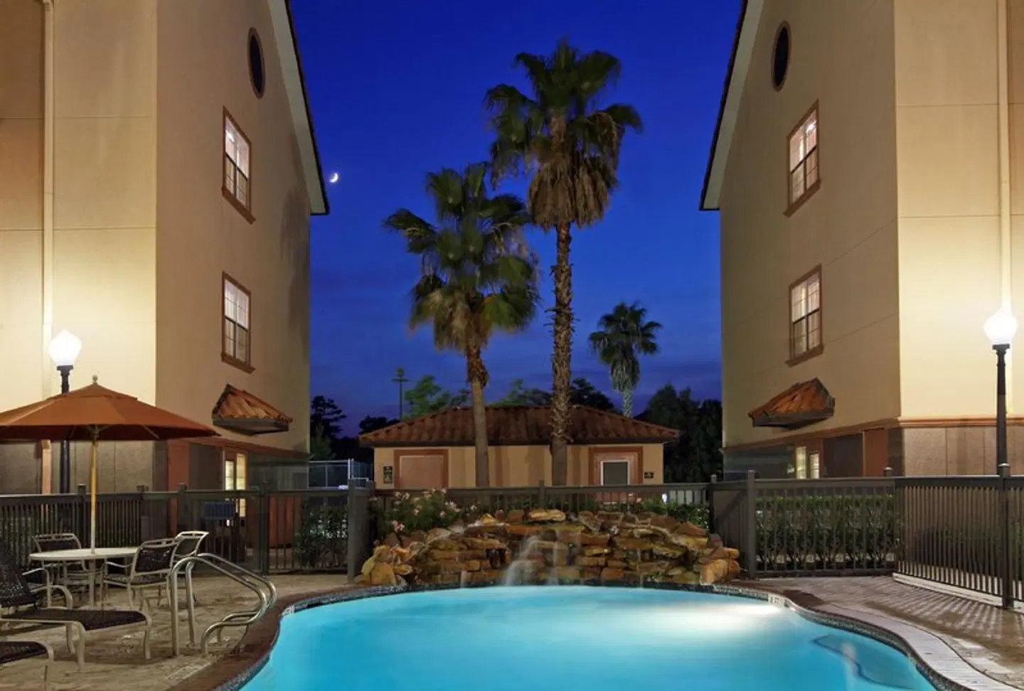 Homewood Suites by Hilton Houston-Woodlands EXTERIOR