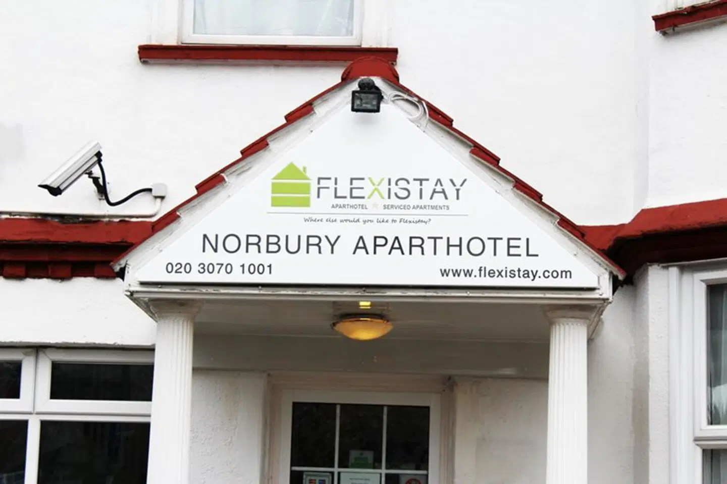 Norbury ApartHotel EXTERIOR
