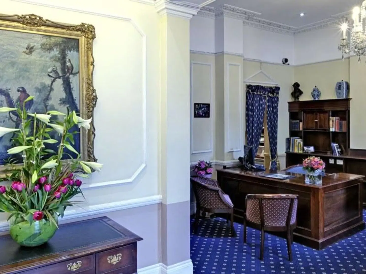 Grange Blooms ROOM_EXAMPLE