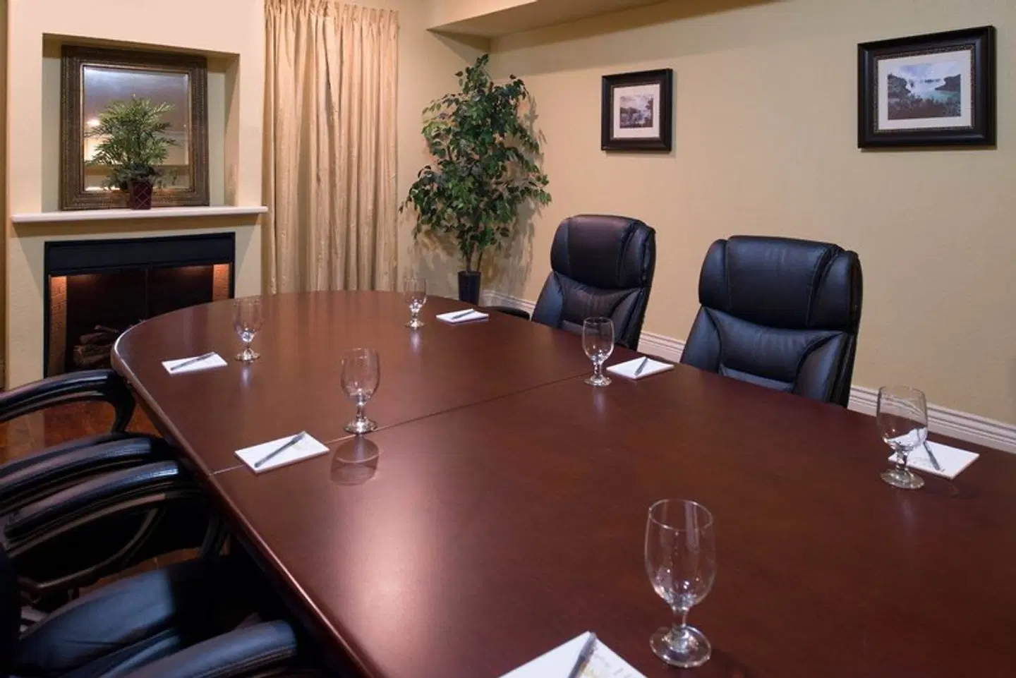 Niagara Crossing Hotel & SPA Konferenz