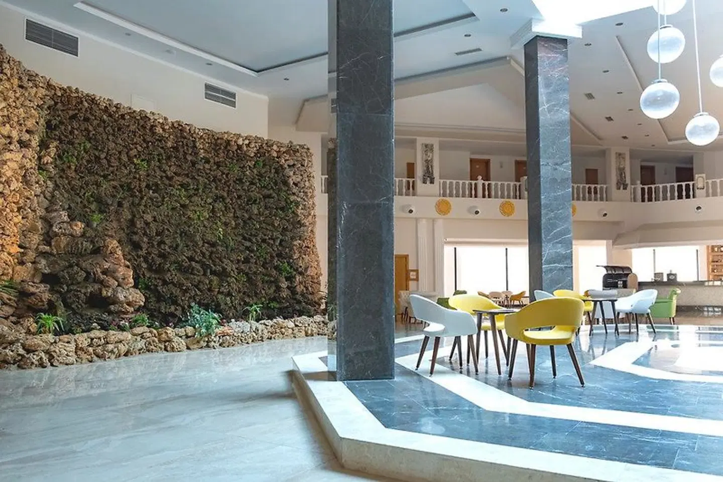The Holiday Resort Hotel LOUNGE_LOBBY