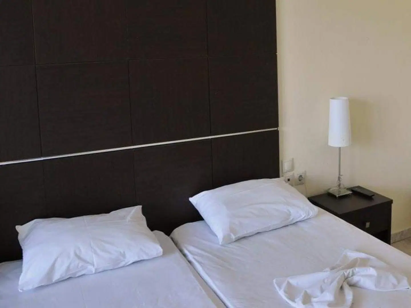 Sunrise Beach ROOM_EXAMPLE