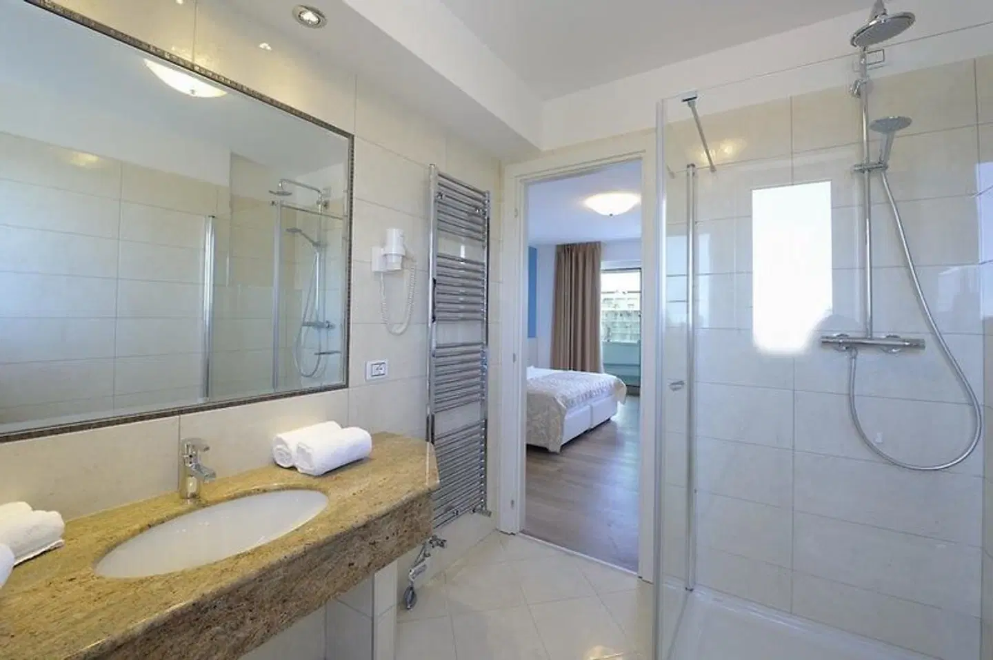 Grand Hotel Playa Badezimmer