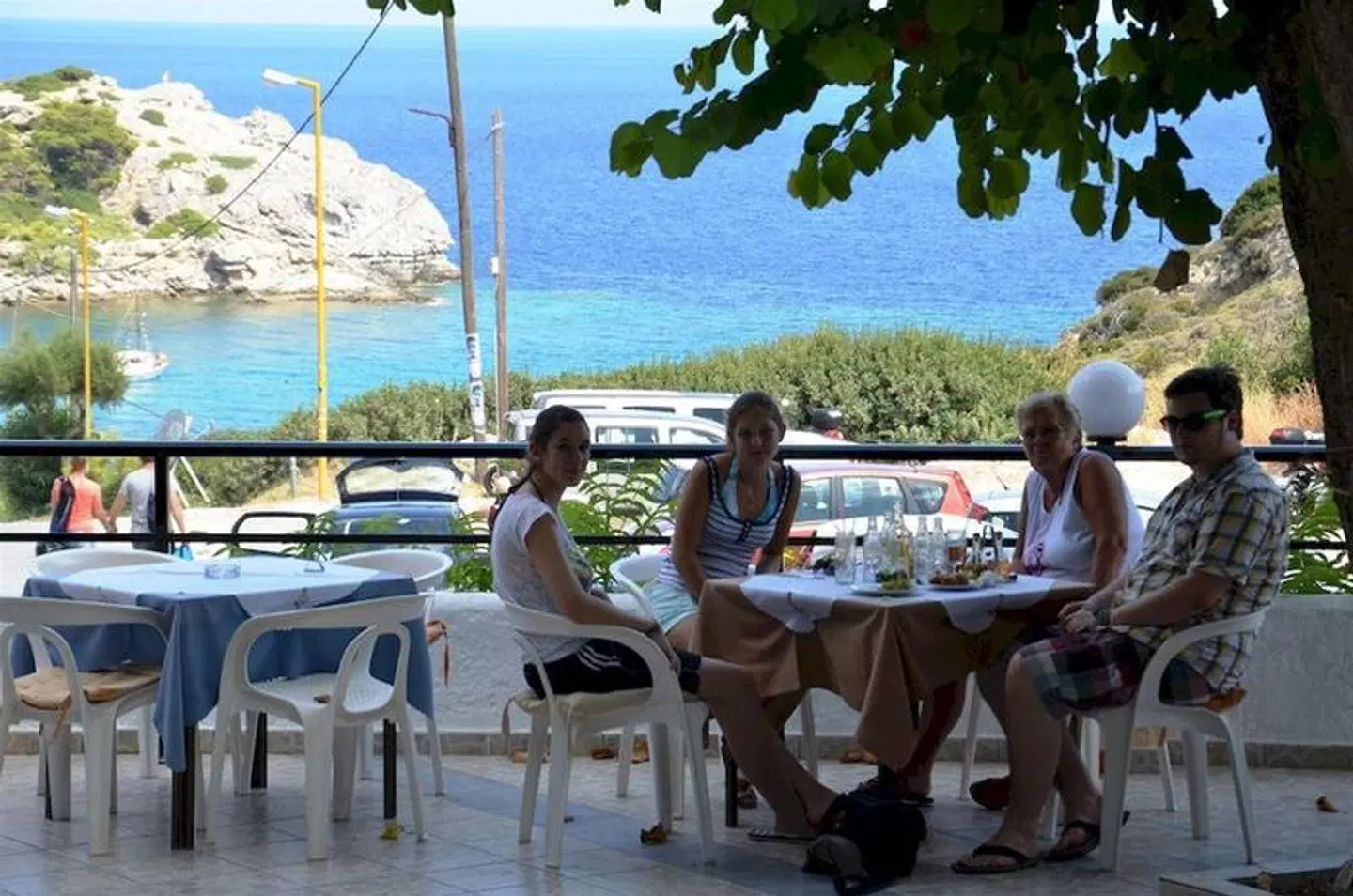 Ladiko Inn Hotel Terrasse
