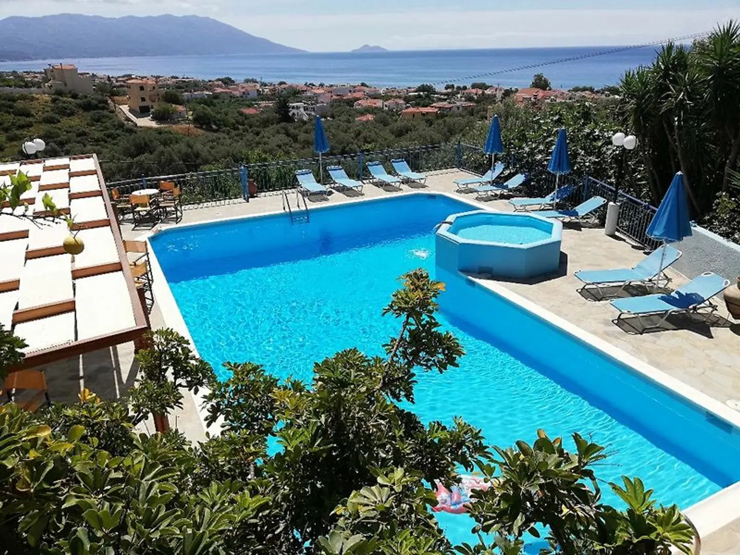 Villa Jota OUTDOOR_POOL