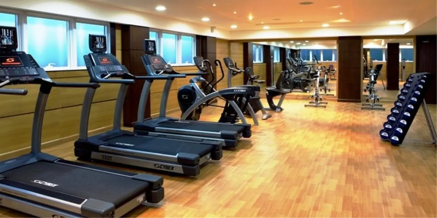 Park Regis Kris Kin Hotel SPORTS_AND_LEISURE
