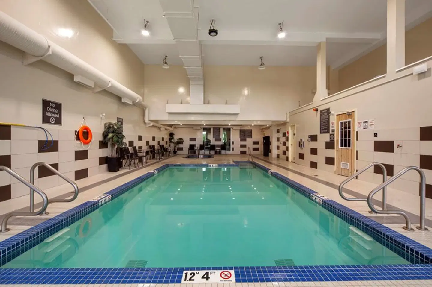 Best Western Plus Fort Saskatchewan Inn & Suites Hallenbad