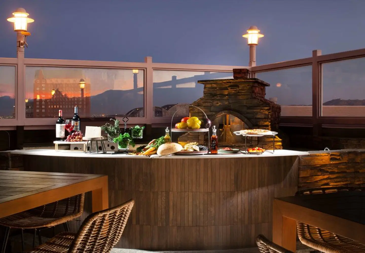 DoubleTree by Hilton El Paso Downtown/City Center Bar