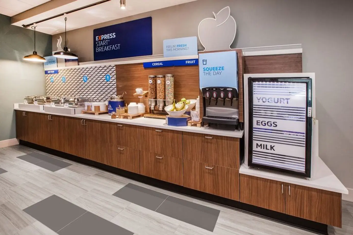 Holiday Inn Express & Suites Charlotte- Arrowood by IHG Restaurant