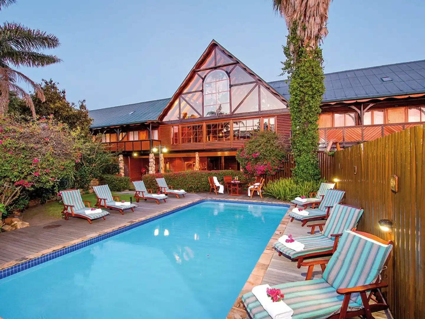 Knysna Log Inn Pool