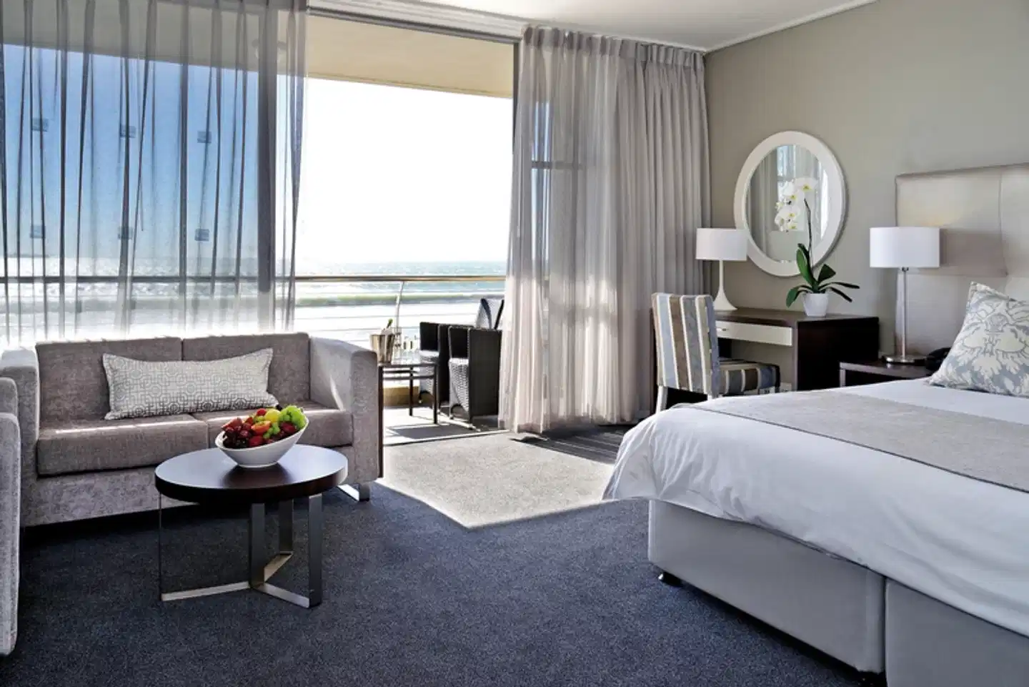 Lagoon Beach Hotel and Spa Wohnbeispiel