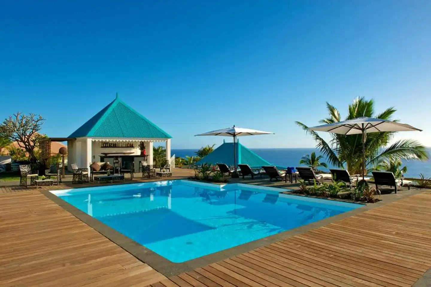 Blue Margouillat Pool