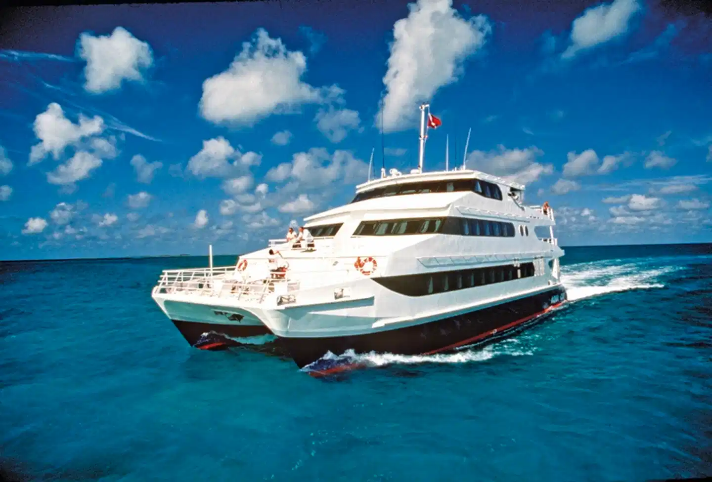 100 % Bahamas - Abenteuer Deluxe - Aqua Cat Aussenansicht